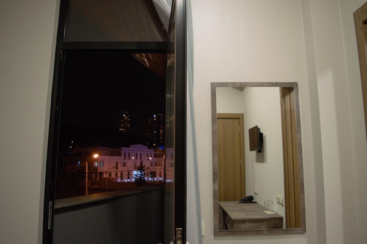 Hotel Nabadi Tbilisi Buitenkant foto