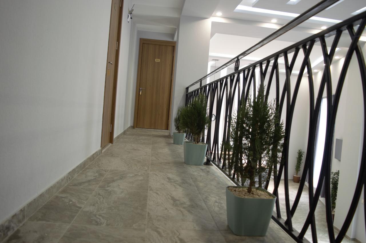 Hotel Nabadi Tbilisi Buitenkant foto