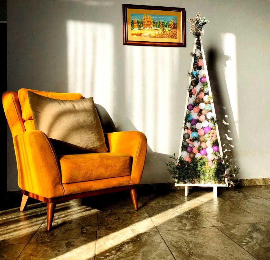 Hotel Nabadi Tbilisi Buitenkant foto