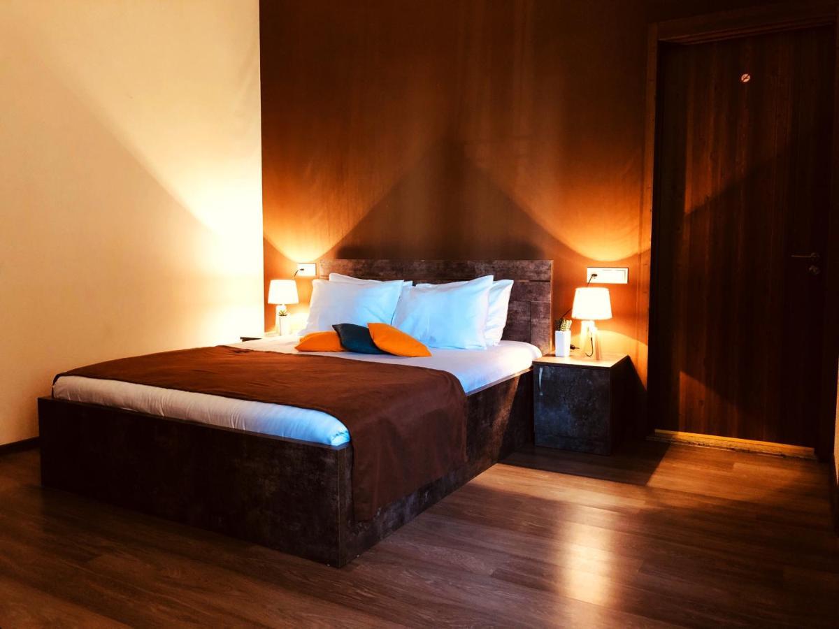 Hotel Nabadi Tbilisi Buitenkant foto